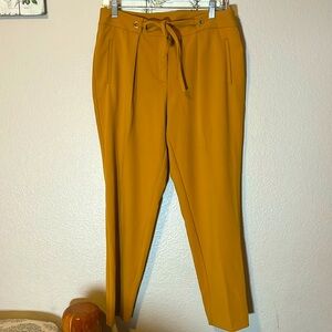 Mustard Yellow Anne Klein Pants for work or other formal occasions.